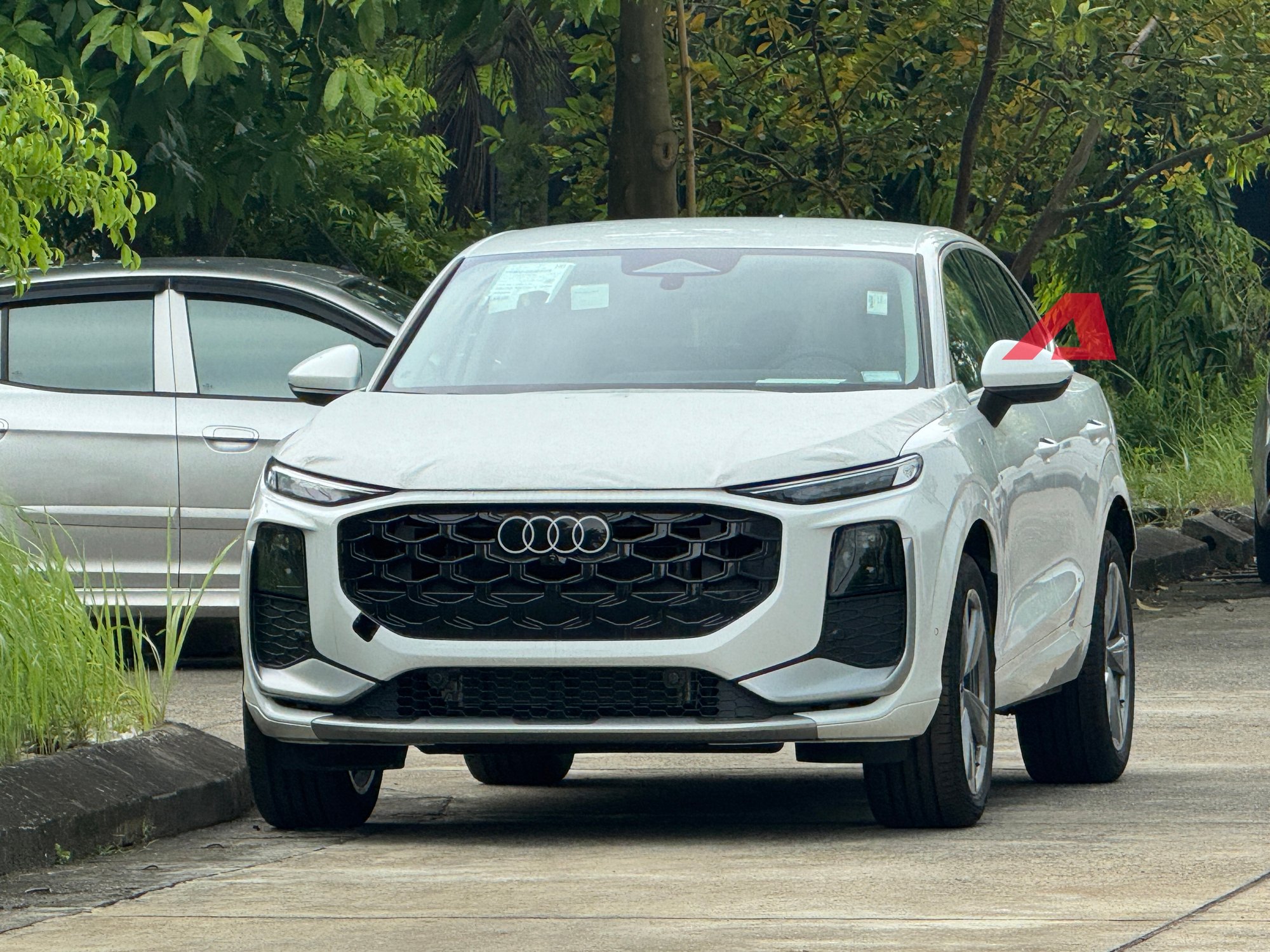 Audi Q3 Sportback 2026 lộ diện sớm trước ngày ra mắt Việt Nam: Thiết kế khác hoàn toàn đời cũ, có gói thể thao, dễ dùng động cơ hybrid