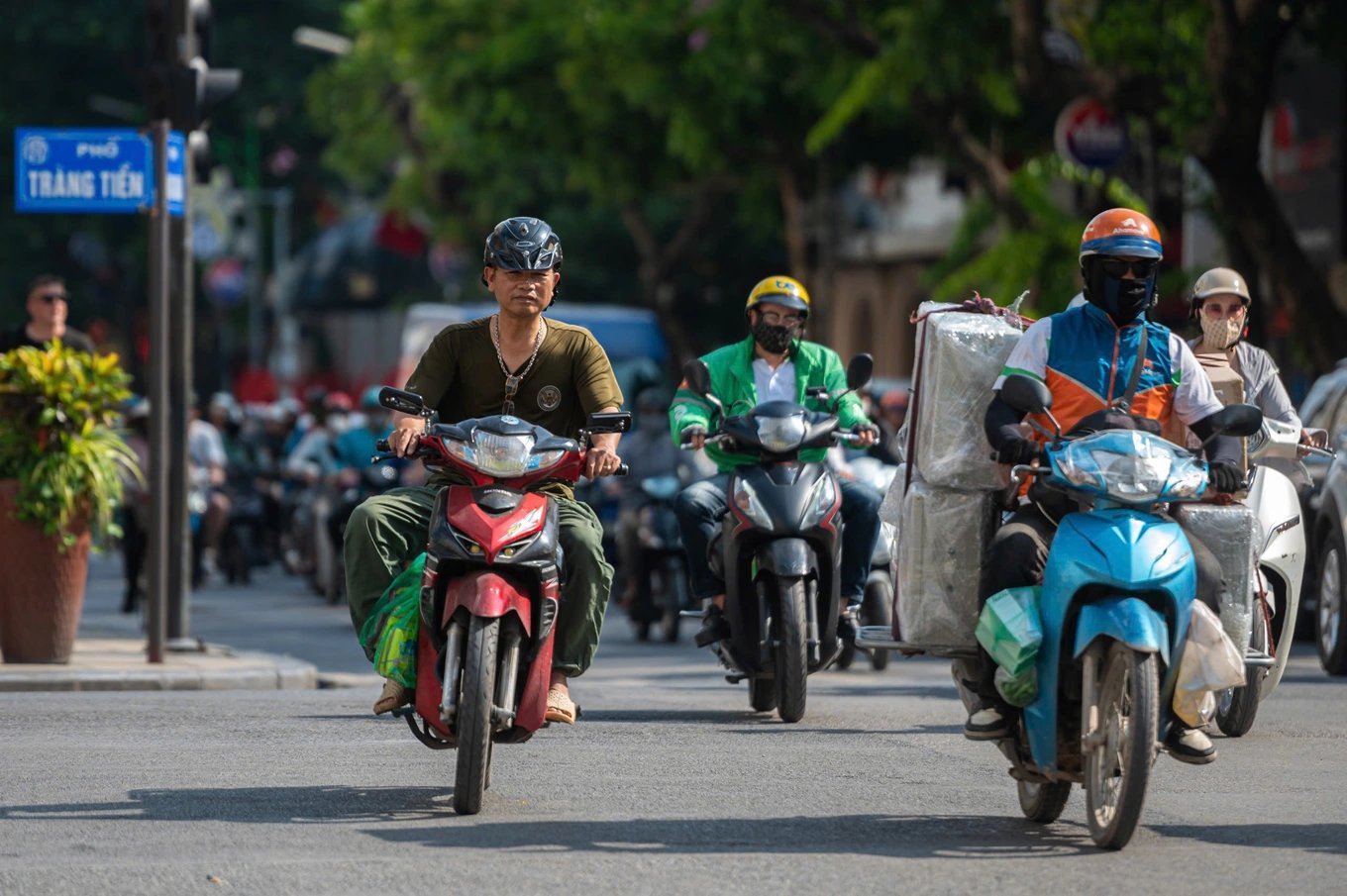 11-1781140728-ha-noi-de-xuat-han-che-luu-thong-xe-may-san-xuat-nhap-khau-truoc-2008-trong-lo-trinh-xay-dung-vung-phat-thai-thap