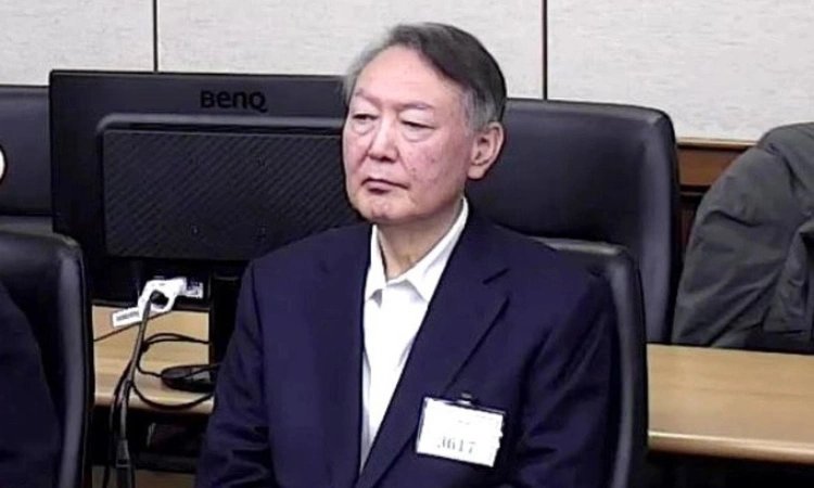 11-1781169809-bo-tu-phap-han-quoc-vua-cong-bo-hinh-anh-thuc-te-phong-giam-cua-cuu-tong-thong-yoon-suk-yeol