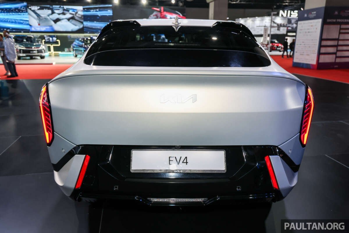 2026-KLIMS-KIA-EV4-6