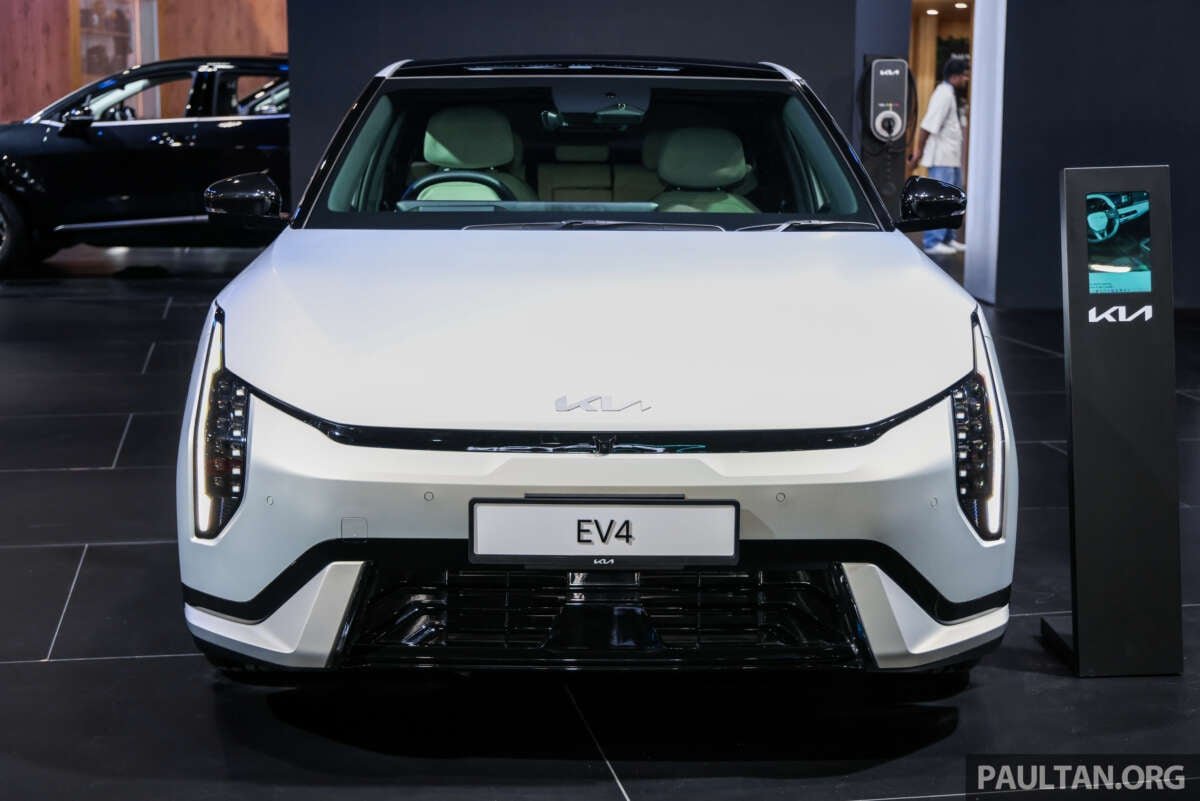2026-KLIMS-KIA-EV4-5