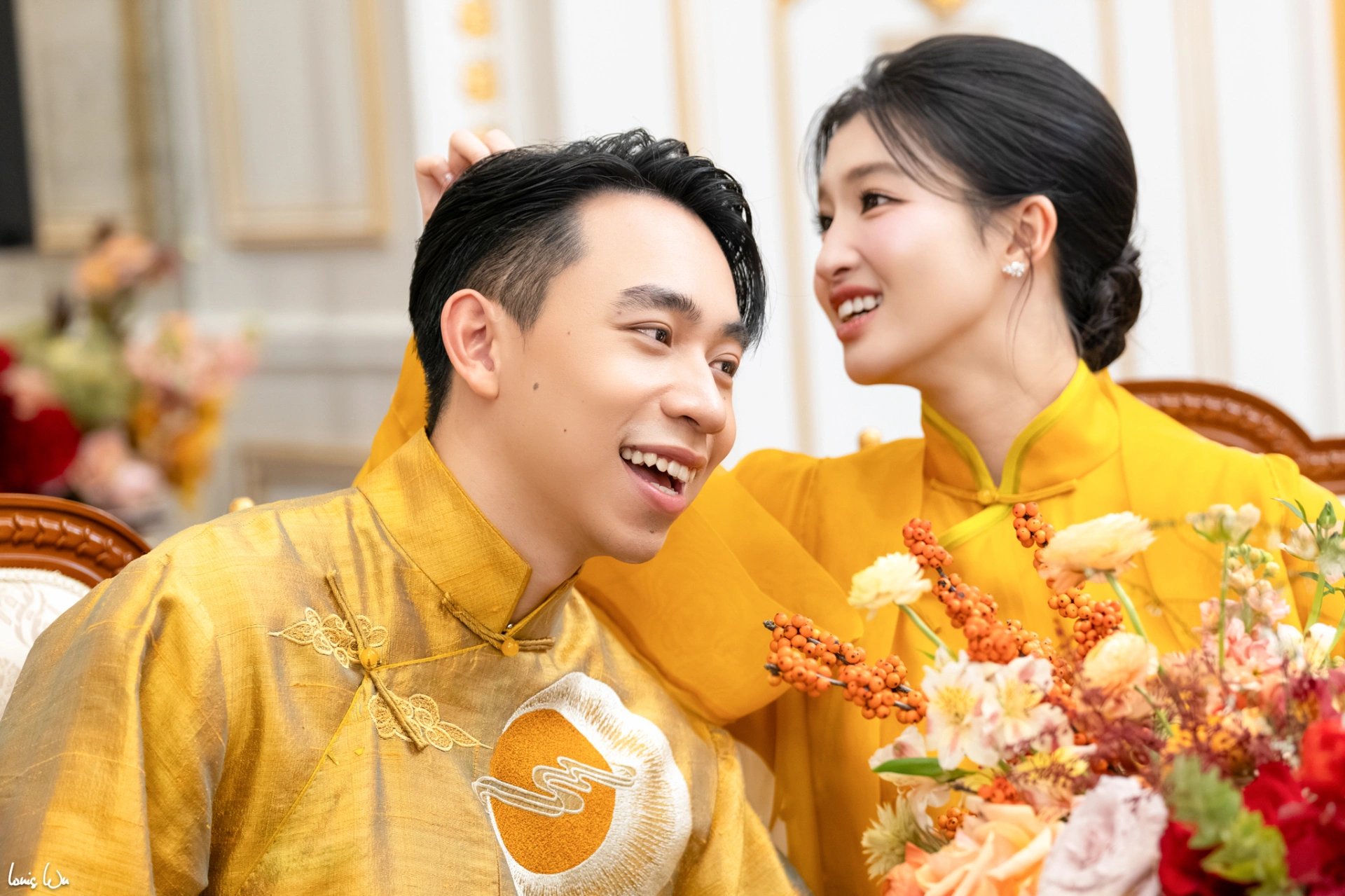 14-1781408145-su-that-bat-ngo-sau-buc-anh-gay-bao-mang-xa-hoi-cua-a-hau-phuong-nhi