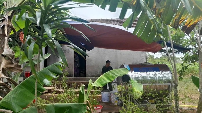 17-1781663707-nguoi-phu-nu-tu-vong-sau-khi-bi-ran-doc-can-khi-hai-duoc-lieu