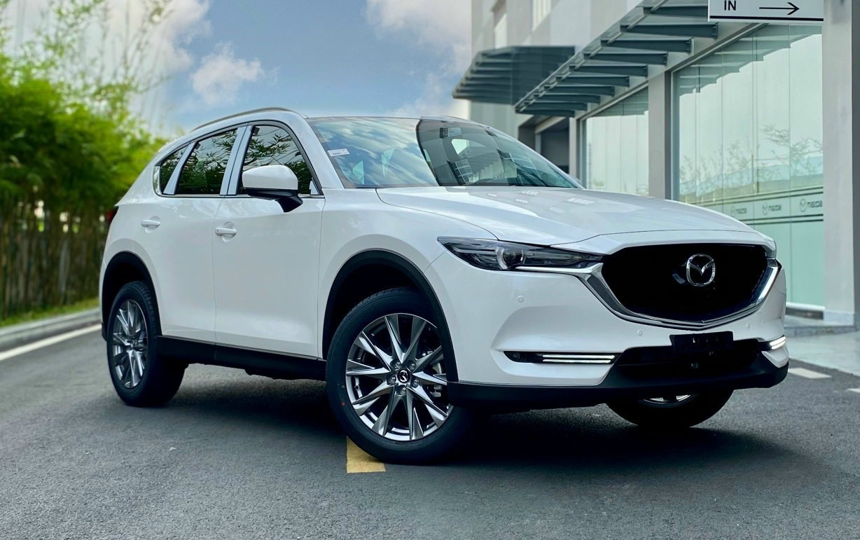 Mazda CX-5 tại Việt Nam giảm giá cả trăm triệu đồng, đấu Honda CR-V