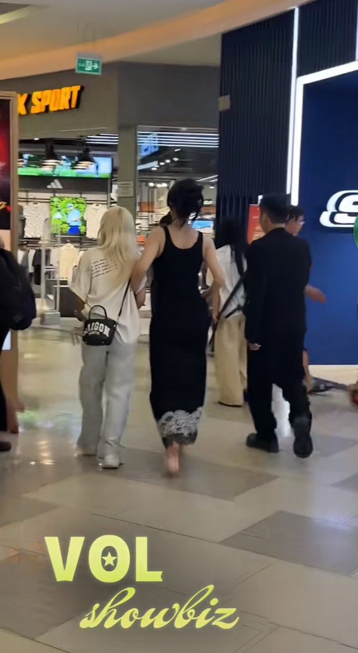 Vũ Thúy Quỳnh đang mang thai?- Ảnh 2.