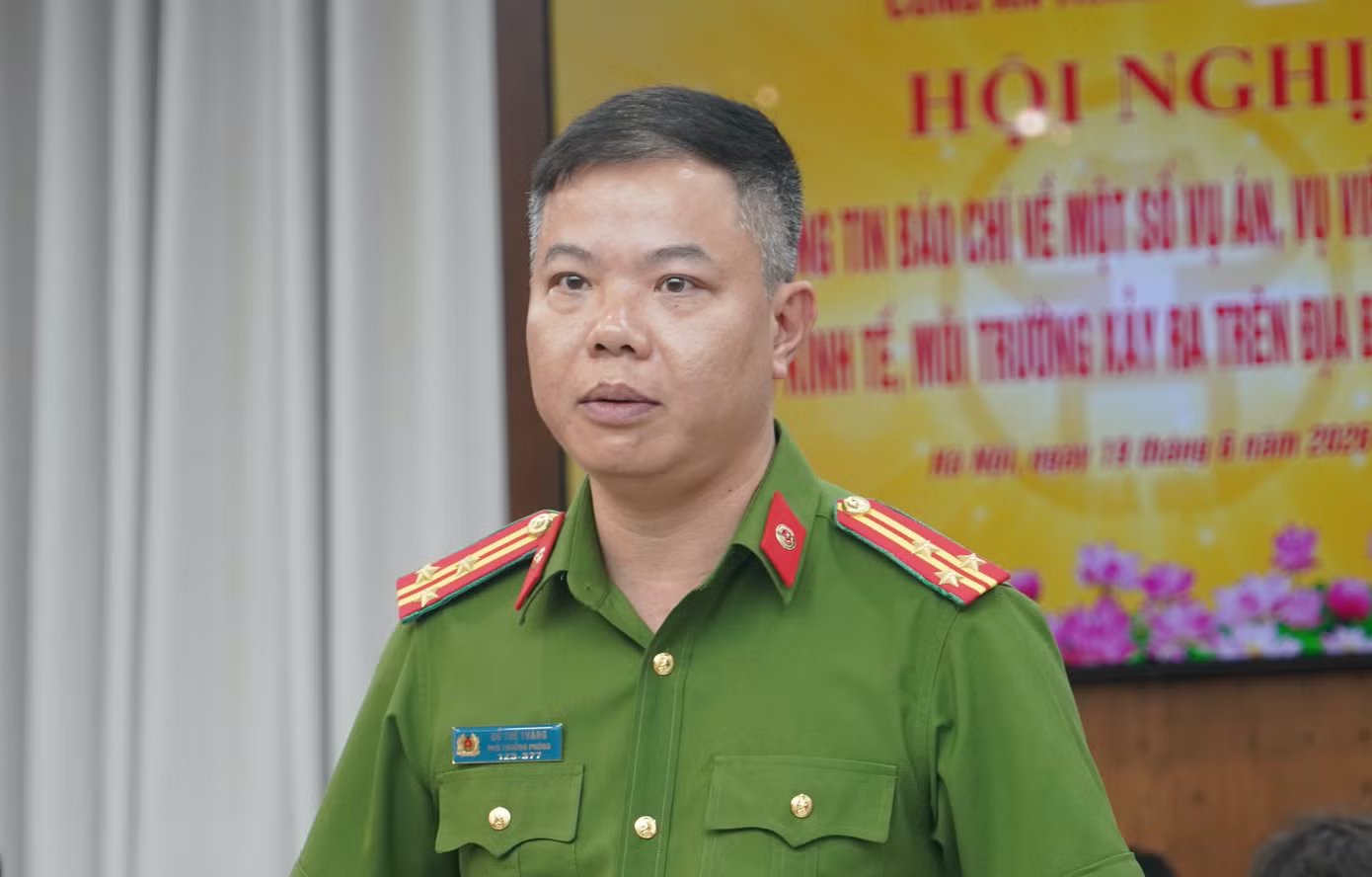 tmc02252.jpg