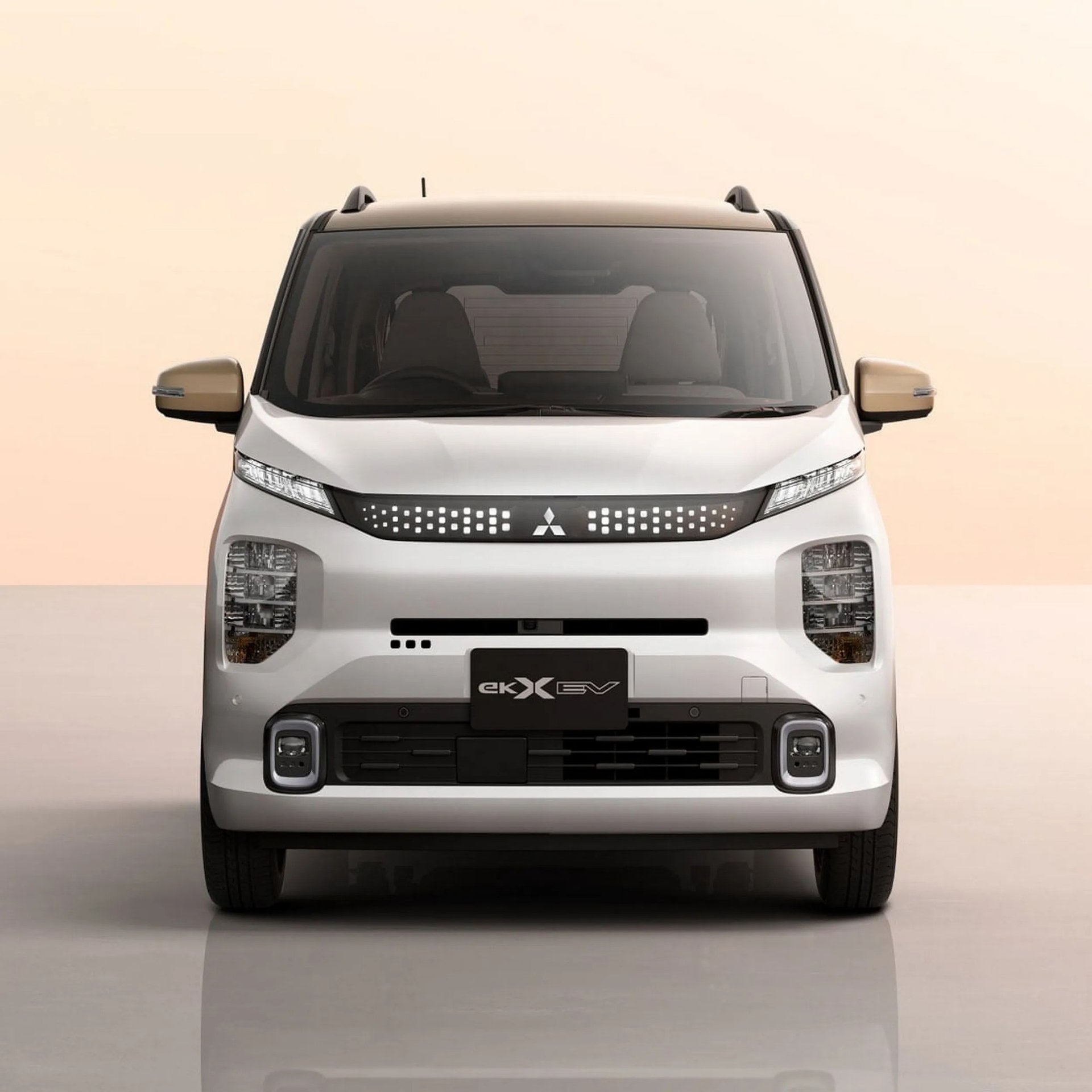Mitsubishi eK X EV 2026 ra mắt: Thiết kế như tiểu Xpander, thêm tiện nghi bên trong