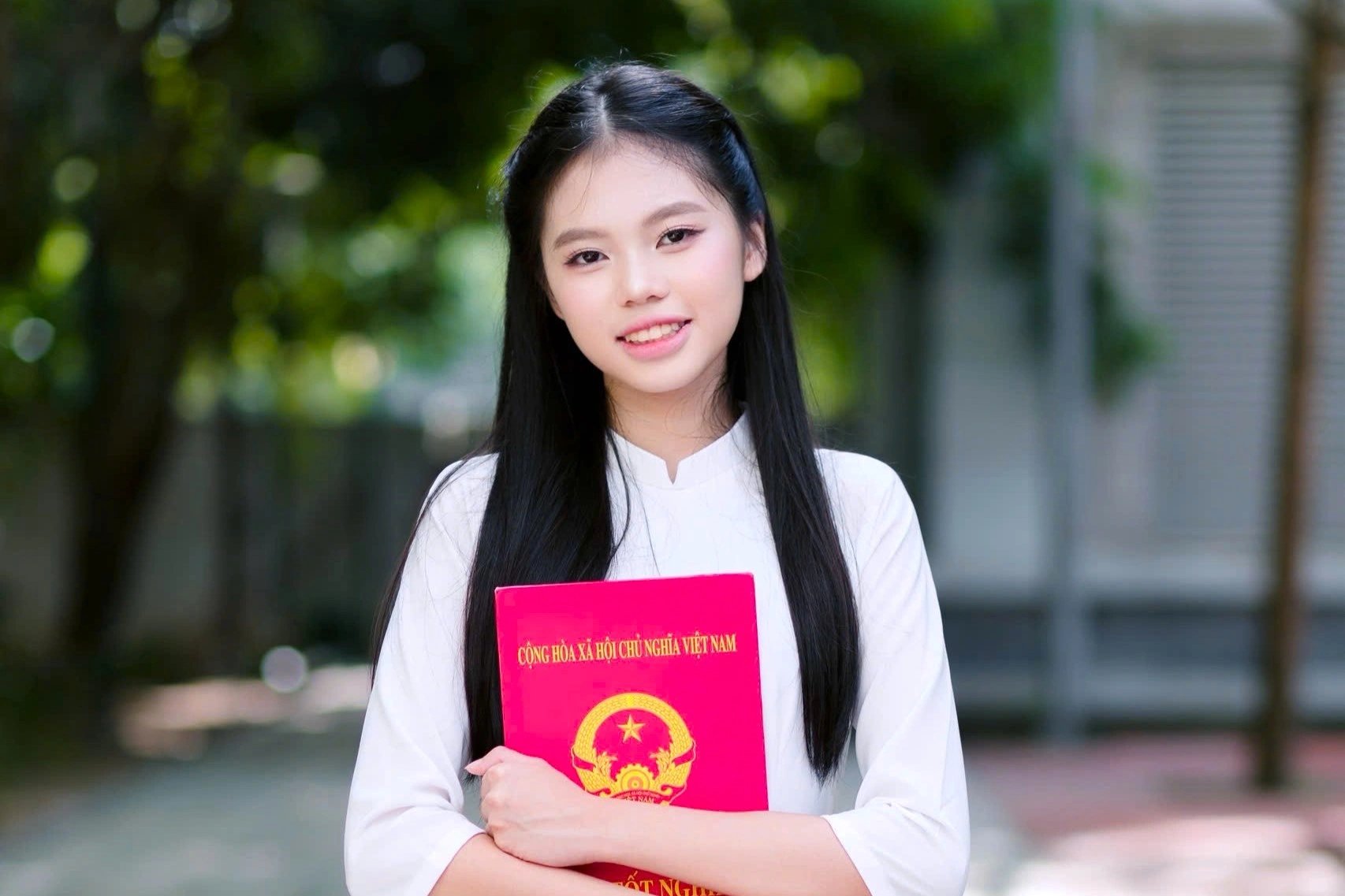 20-1781938851-nu-thu-khoa-lop-10-ha-noi-nam-2026-tung-dat-giai-nhat-hoc-sinh-gioi-van