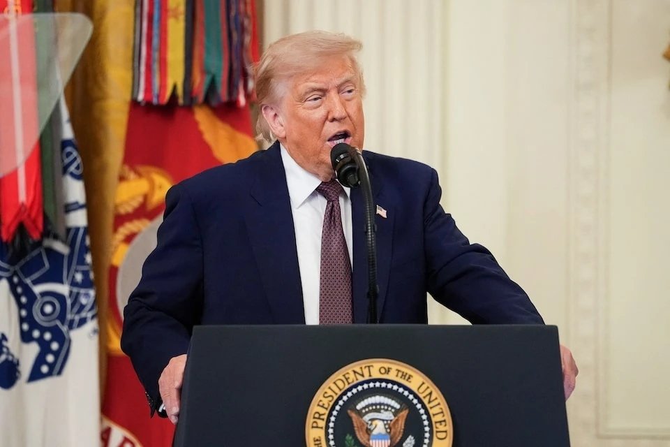 21-1781999143-tong-thong-donald-trump-doa-thu-phi-eo-bien-hormuz-neu-dam-phan-voi-iran-do-vo