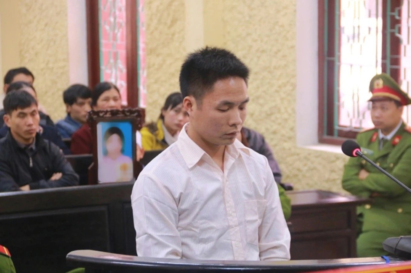 21-1782008556-bi-kich-tu-cuoc-tinh-lech-tuoi-ga-trai-tre-sa-luoi-sau-an-mang-rung-dong