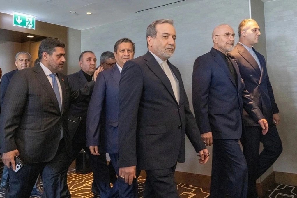22-1782098393-my-iran-dam-phan-thau-dem-da-ro-ket-qua-ban-dau