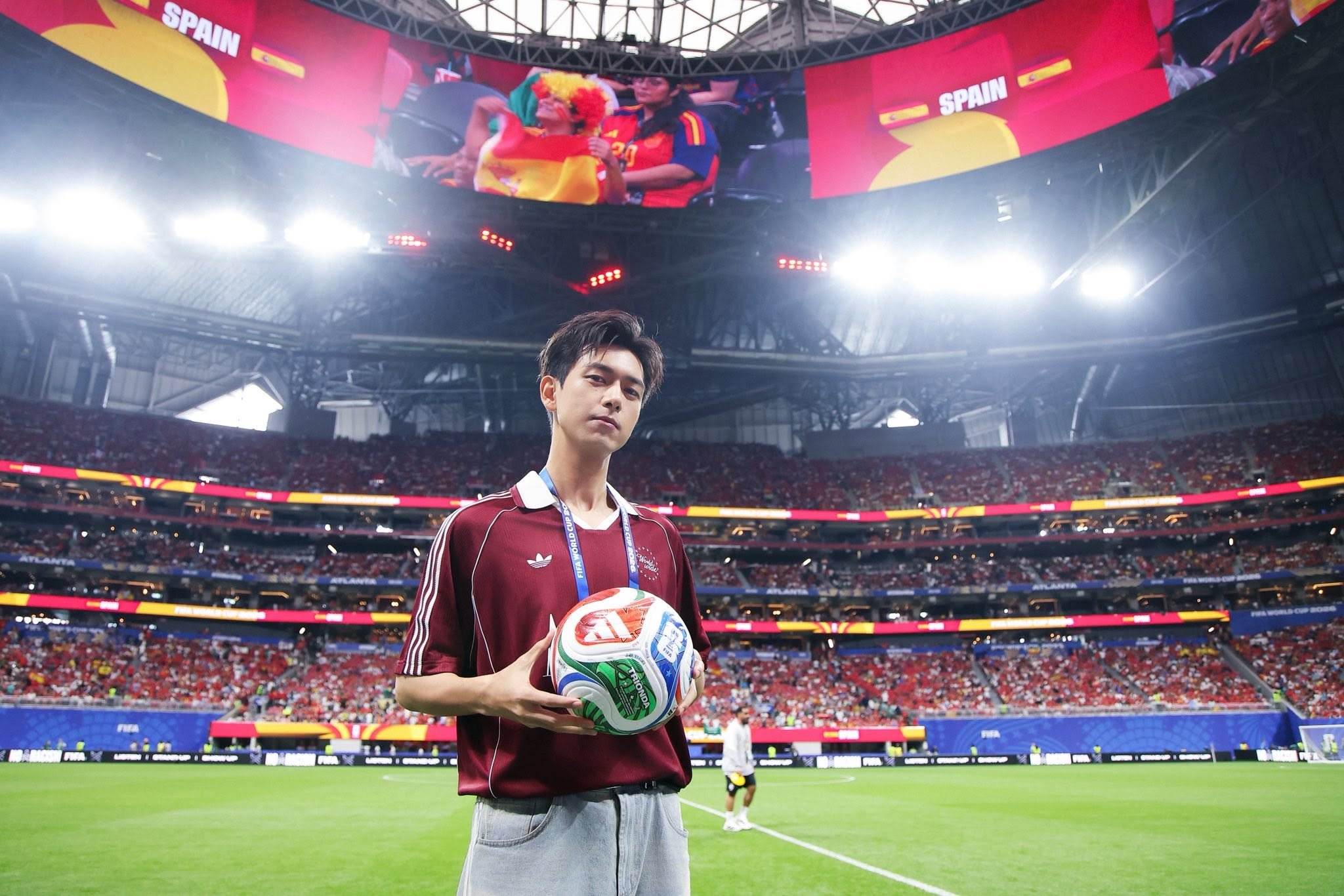 22-1782098657-sao-nam-trung-quoc-gay-sot-khi-thuc-hien-cu-sut-mo-man-tai-world-cup-2026