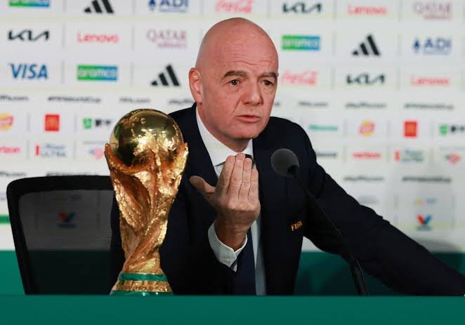 FIFA bất ngờ muốn đổi luật giữa World Cup, Chủ tịch Infantino lên tiếng về tranh cãi