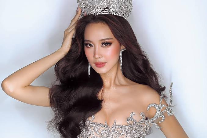 25-1782360687-bi-khui-chuyen-sua-thu-moi-dai-hoc-columbia-hoa-hau-bao-ngoc-bat-ngo-duoc-loat-ban-hoc-cu-noi-thang-tinh-cach-ngoai-doi