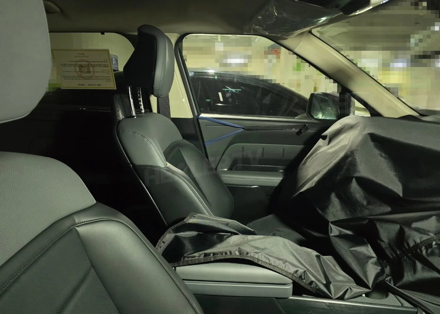 Kia Sportage NQ6 Interior Leaked: Hybrid Powertrain Revealed