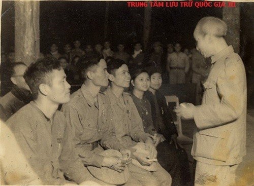 La Van Cau anh 1