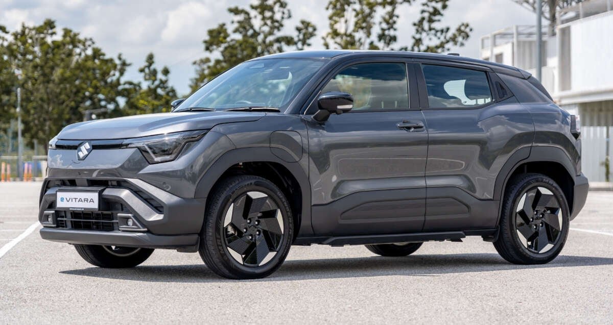 Suzuki eVitara press exterior 13
