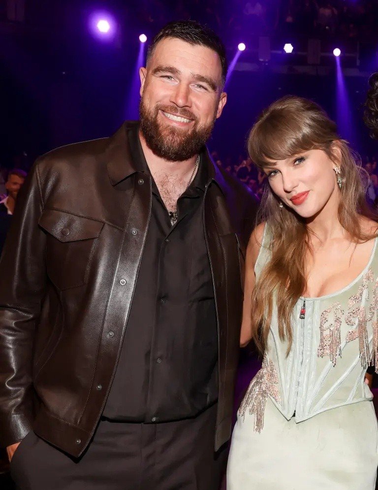 29-1782697086-chuyen-tinh-taylor-swift-travis-kelce-gay-xon-xao-voi-tiet-lo-bat-ngo-ve-giai-doan-moi-yeu