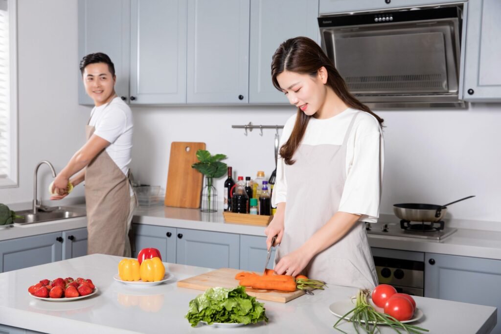 Đàn ông không làm việc nhà, nguy cơ bị vợ bỏ rất cao - Báo Phụ Nữ