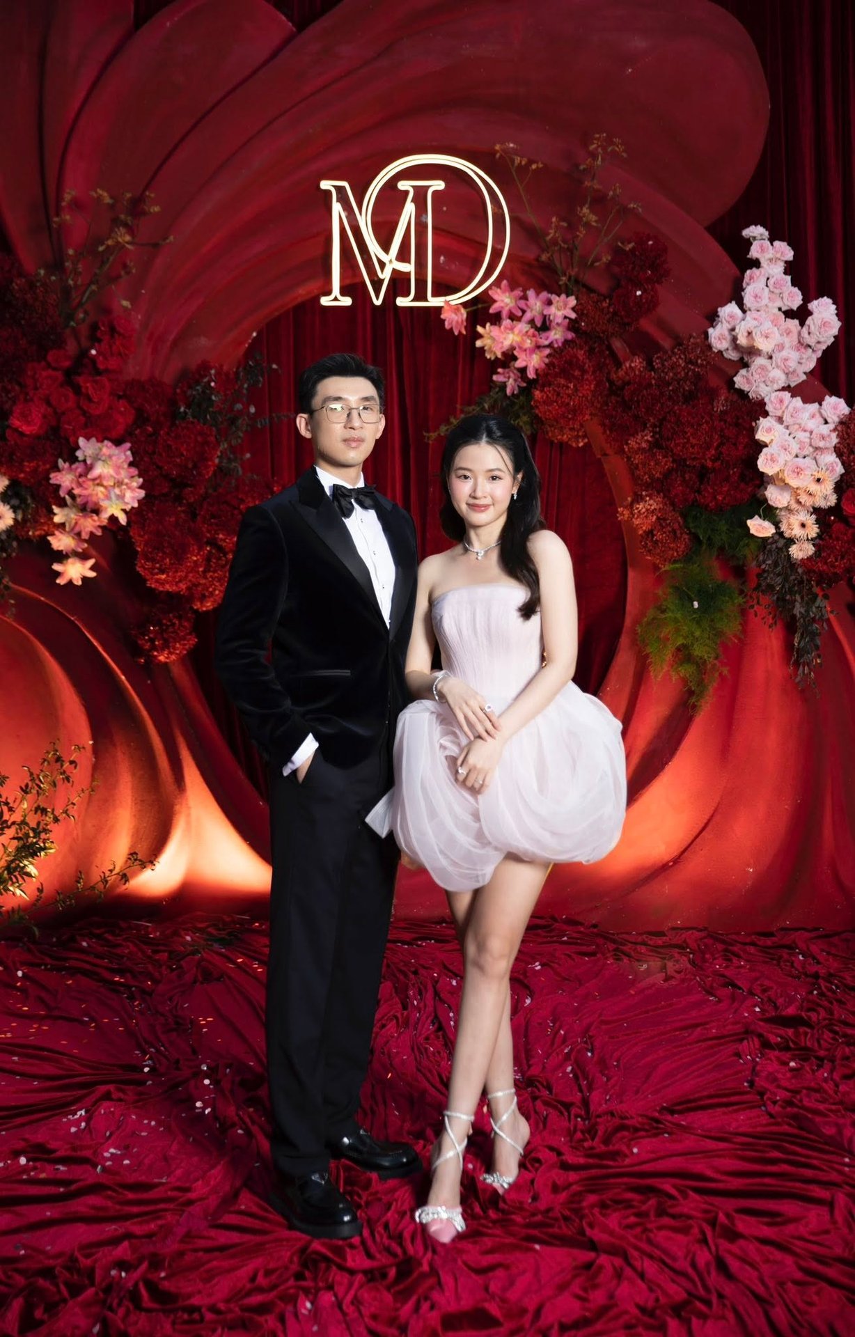 01-1782873312-bi-chi-trich-lo-lang-khi-lam-tiec-ky-niem-2-nam-ngay-cuoi-midu-chinh-thuc-len-tieng