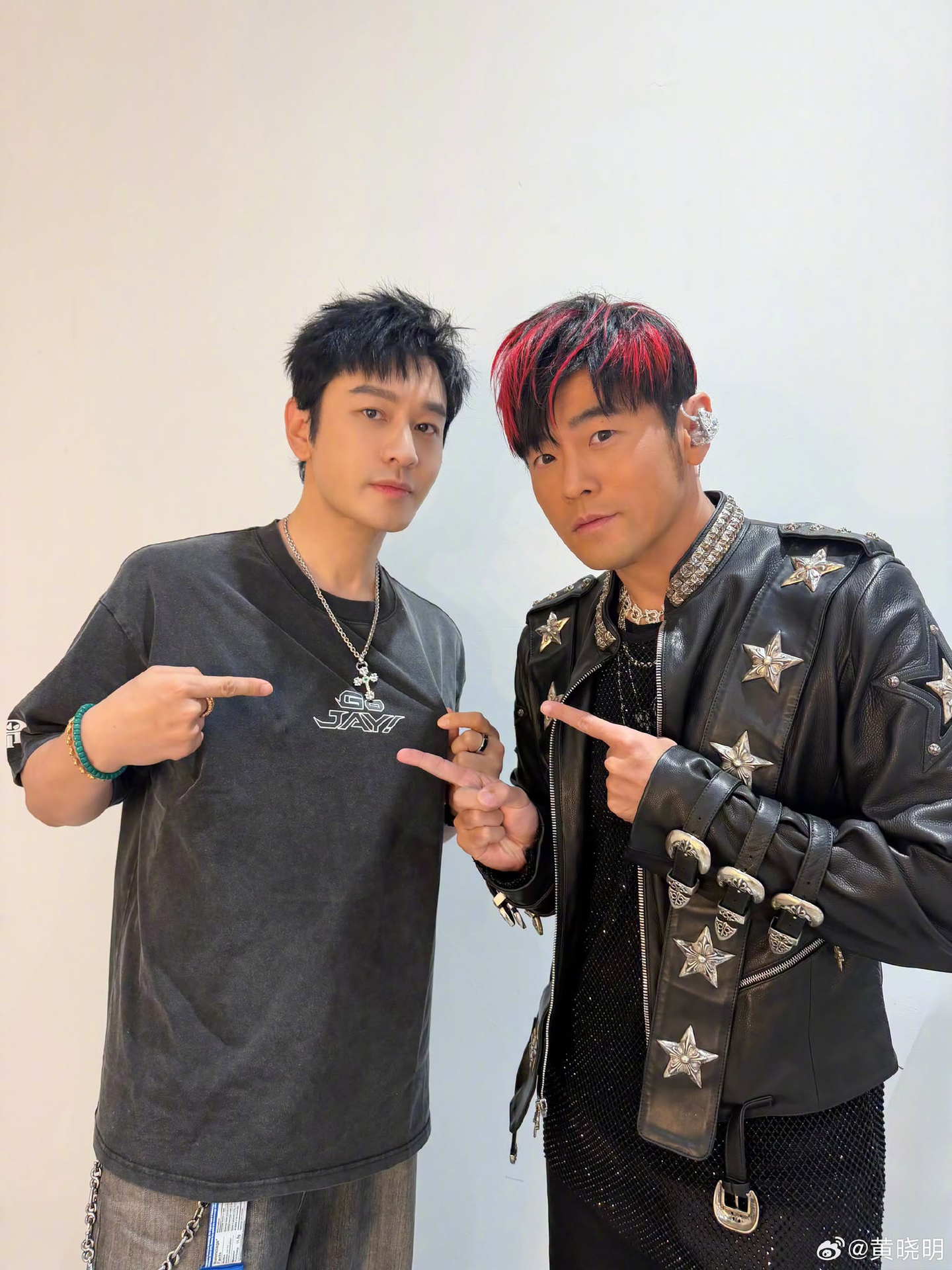 01-1782888160-huynh-hieu-minh-bi-chi-trich-ngam-ha-be-vo-cu-sau-phat-ngon-gay-tranh-cai-tai-concert-chau-kiet-luan