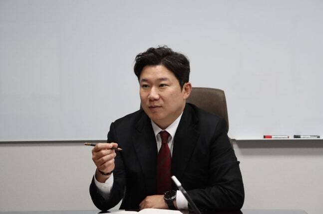 01-1782911022-tiet-lo-chan-dong-ve-ly-do-son-heung-min-bi-day-len-ghe-du-bi-tai-world-cup-2026