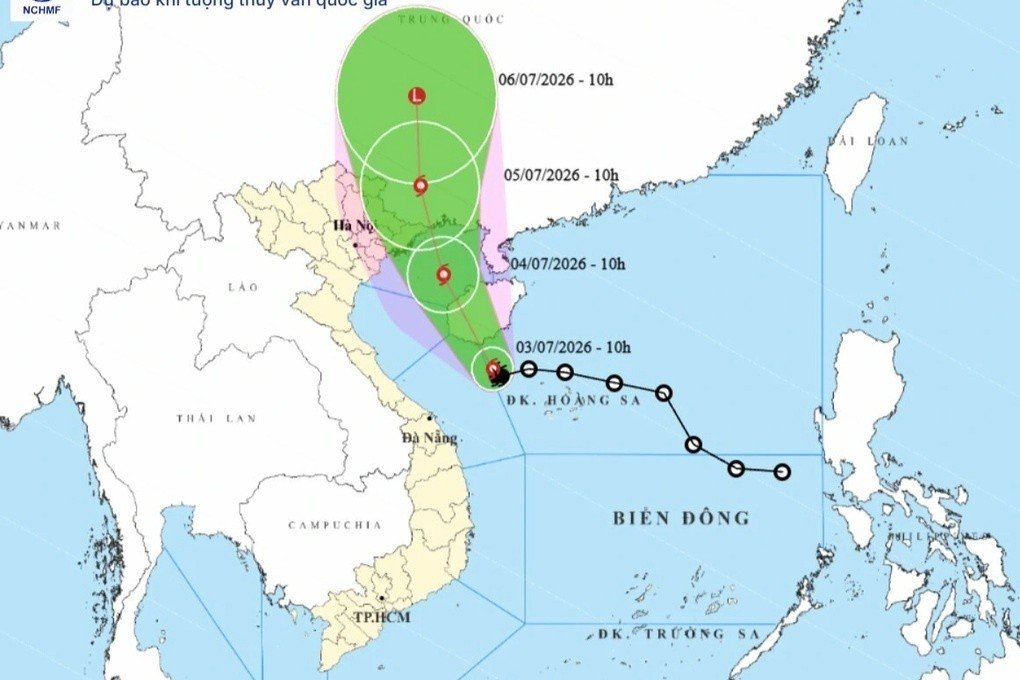 03-1783053353-bao-maysak-tang-cap-bat-ngo-chuyen-huong-ap-sat-vung-bien-quang-ninh-hung-yen