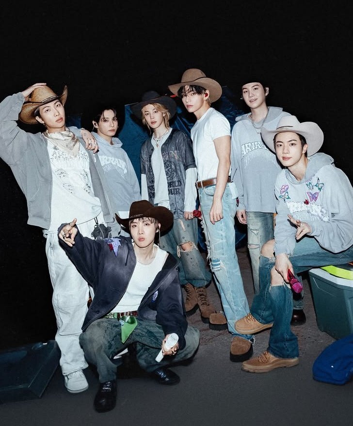 03-1783062380-vi-sao-sieu-concert-cua-bts-bat-ngo-dung-truoc-nguy-co-do-vo