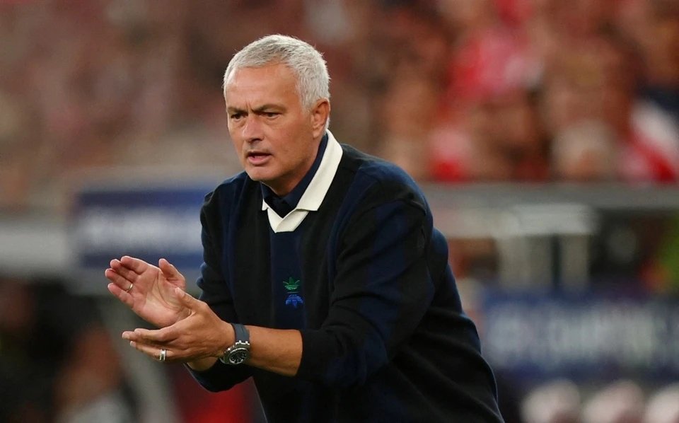 03-1783064754-mourinho-len-tieng-ve-quyet-dinh-thay-ronaldo-martinez-da-lua-chon-chinh-xac