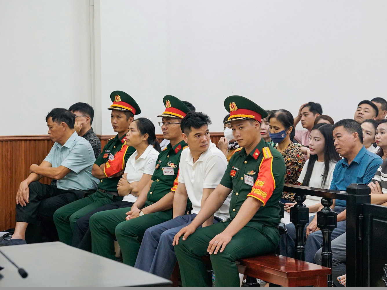 06-1783347336-phuc-tham-vu-hau-phao-cuu-pho-cuc-truong-cuc-tac-chien-bo-quoc-phong-duoc-giam-an