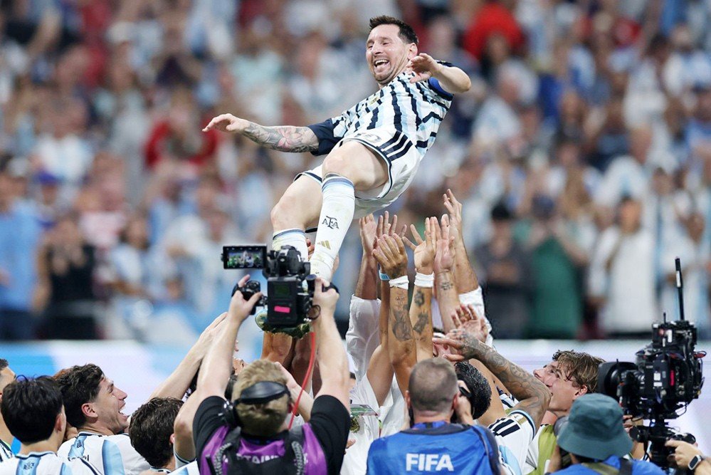 08-1783465996-sieu-kich-ban-vong-18-world-cup-2026-messi-lap-ky-tich-vo-tien-khoang-hau-dkvd-argentina-nguoc-dong-vi-dai-truoc-ai-cap