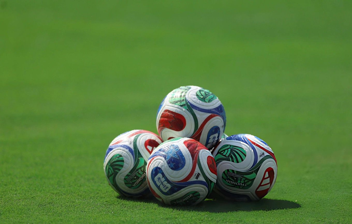 09-1783571511-fifa-trinh-lang-trai-bong-dac-biet-cho-chang-cuoi-world-cup-2026