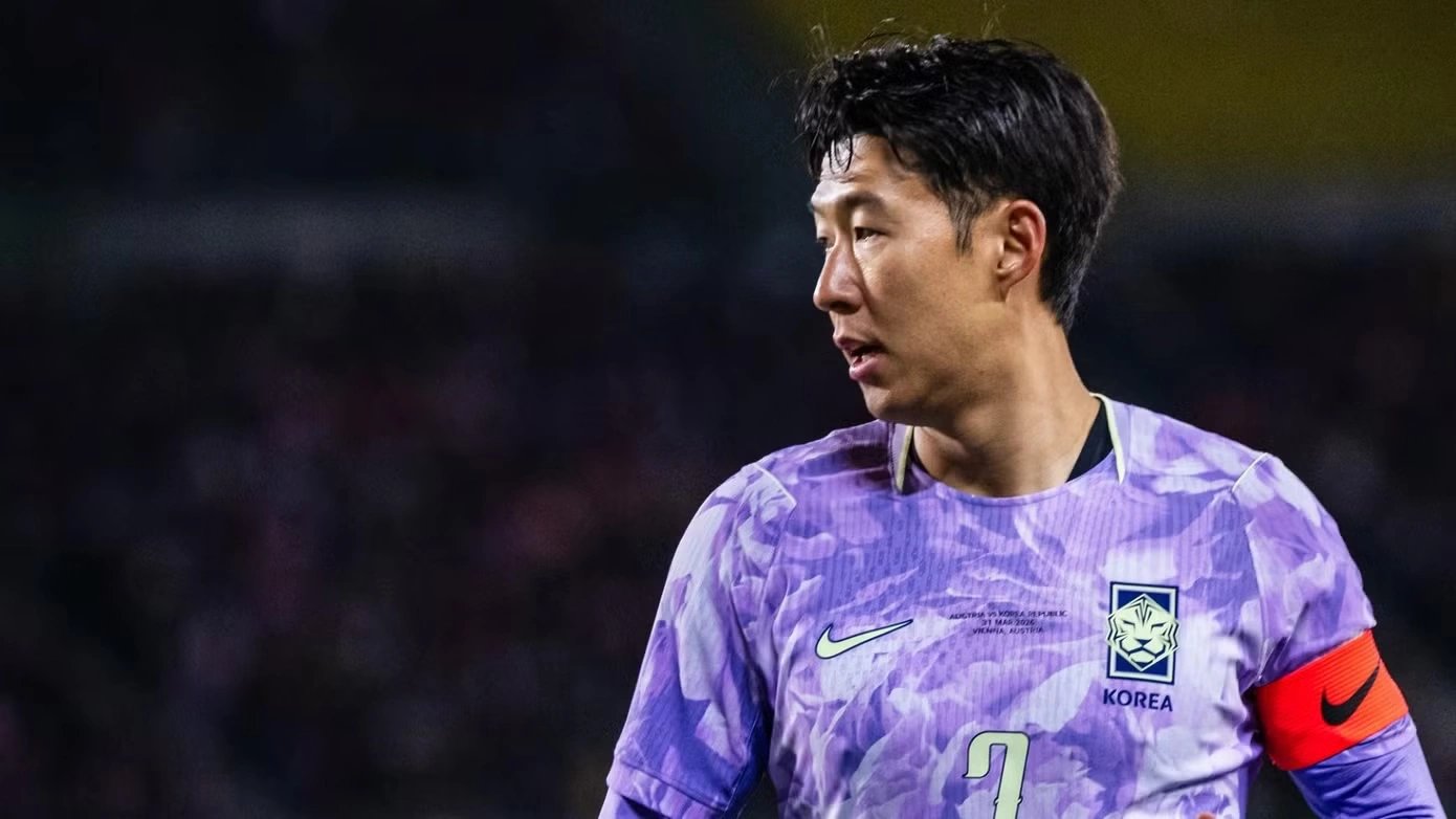 10-1783684907-hau-world-cup-ong-park-hang-seo-va-son-heung-min-bi-trieu-tap-ra-quoc-hoi-dieu-tran