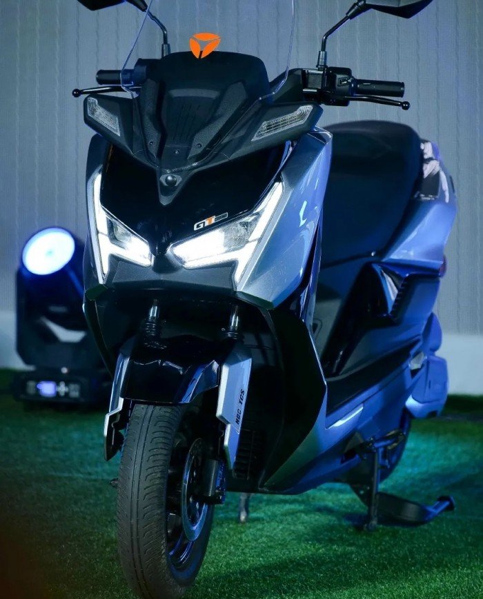 Xe-tay-ga-3