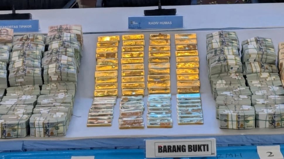 12-1783852271-phat-hien-74-kg-vang-va-20-trieu-usd-tai-nha-quan-chuc-chong-tham-nhung-o-indonesia