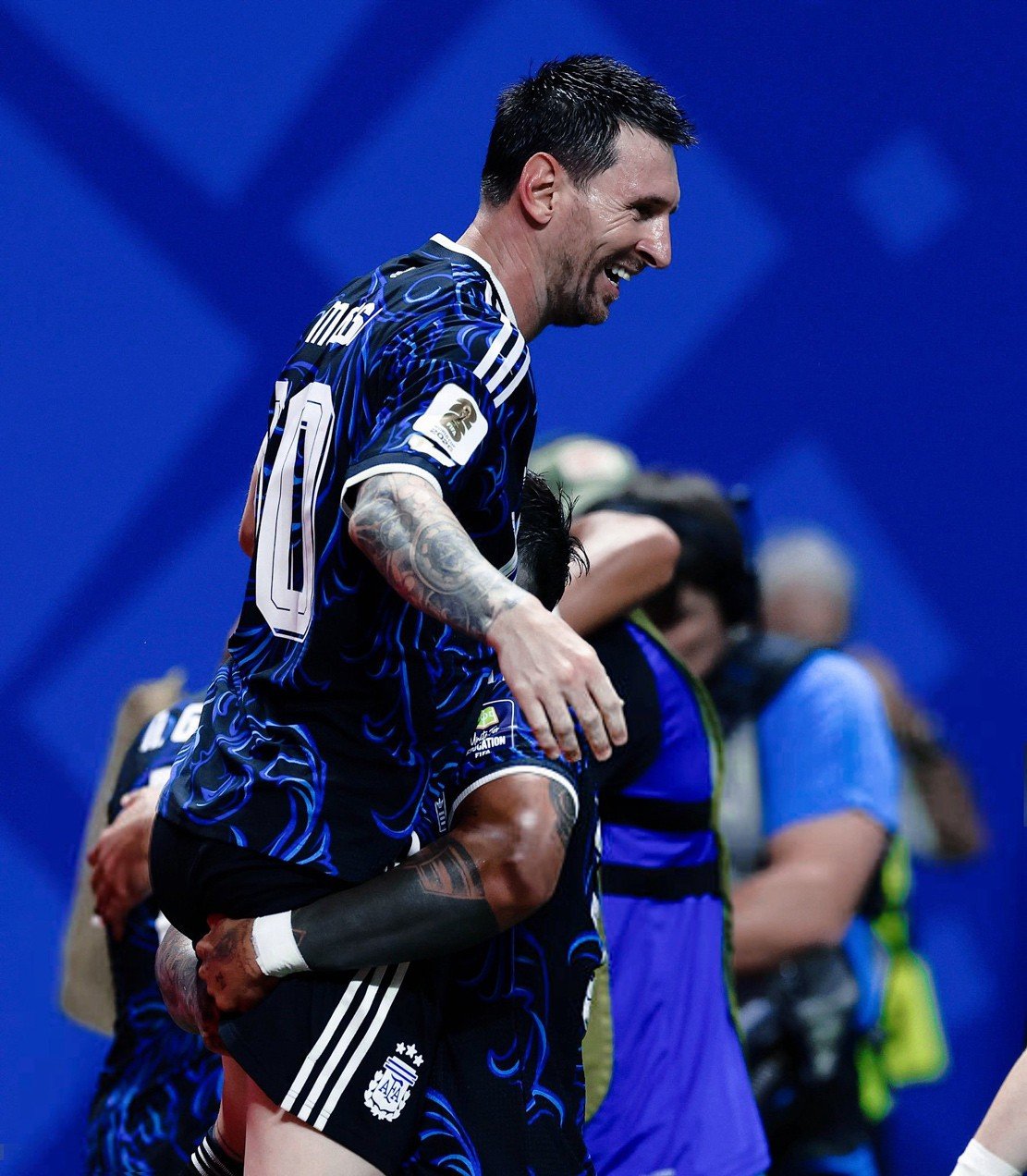 16-1784155376-messi-xo-do-hang-loat-ky-luc-vo-tien-khoang-hau-tai-ban-ket-world-cup