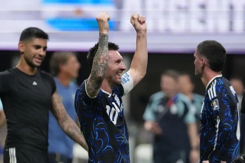 16-1784165127-messi-khang-dinh-suc-manh-cua-argentina-sau-tam-ve-vao-chung-ket-world-cup