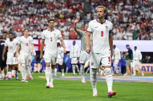 harry-kane-9-england-looks-1095539979-1784163633397