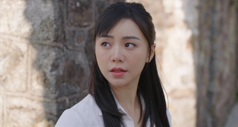18-1784340992-quynh-kool-xuat-hien-voi-dien-mao-la-lam-trong-loat-anh-doi-thuong