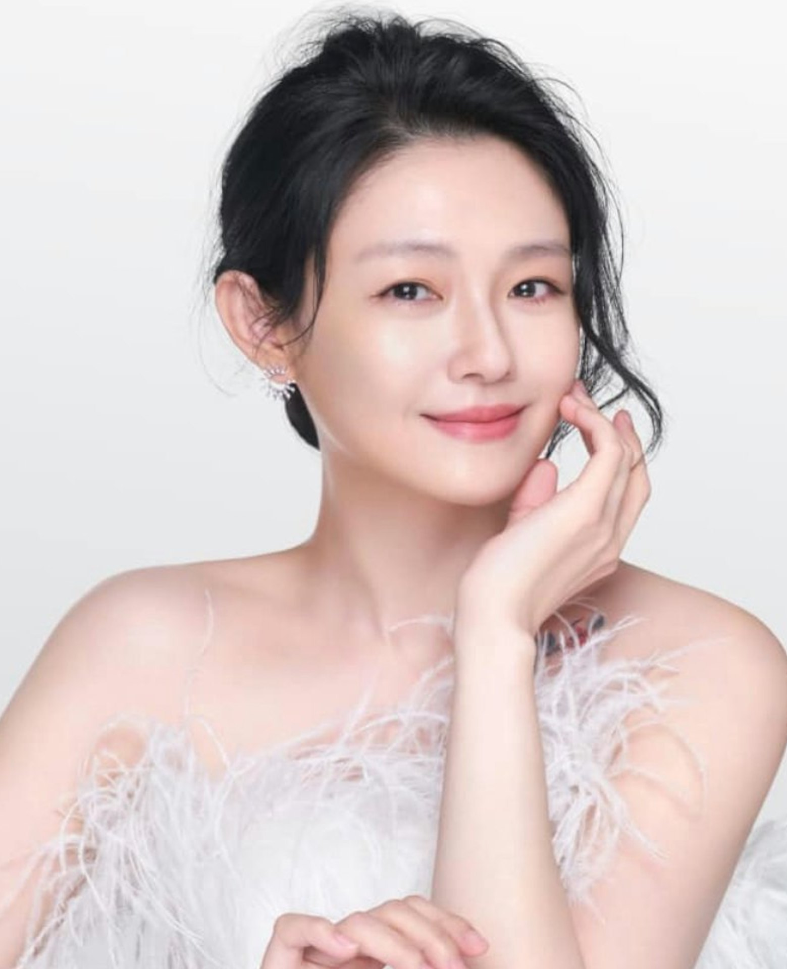 18-1784359063-gia-tai-cua-tu-hy-vien-boc-hoi-bi-an-dj-koo-doi-lat-keo-kien-nha-vo-sau-1-nam-ngay-mat