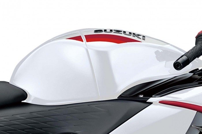 suzuki-hayabusa-3