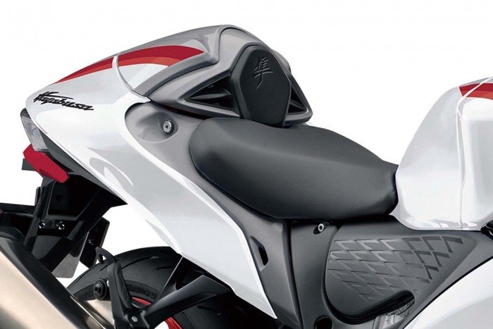 suzuki-hayabusa-2