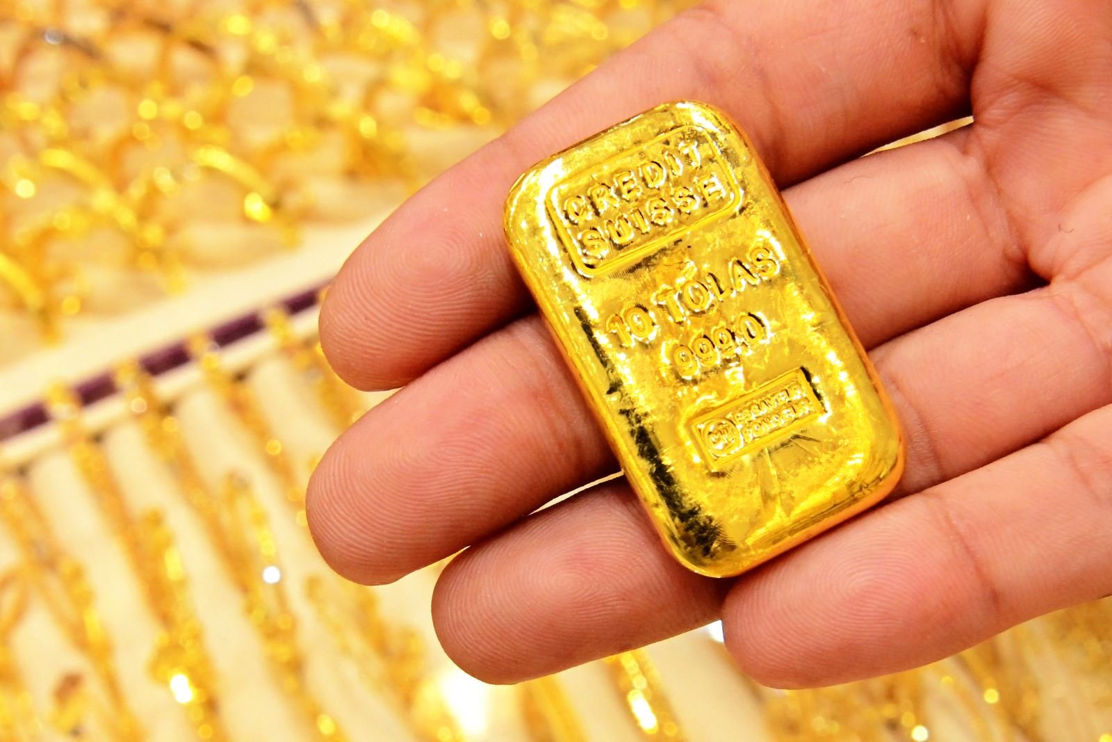 Giá vàng thế giới chốt phiên 17/2 tăng vượt ngưỡng 1.900 USD/ounce | baotintuc.vn