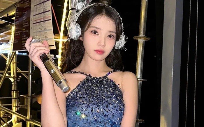 20-1784514453-iu-am-tham-lan-toa-yeu-thuong-ben-bi-lam-thien-nguyen-giua-luc-vuong-tin-chia-tay-lee-jong-suk