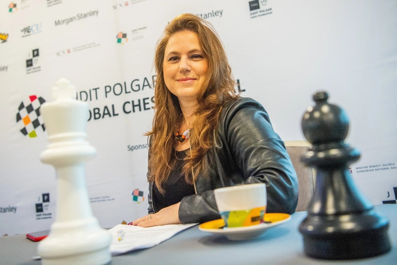 20-1784518042-nu-hoang-co-vua-judit-polgar-duoc-de-cu-cho-cuong-vi-tong-thong-hungary