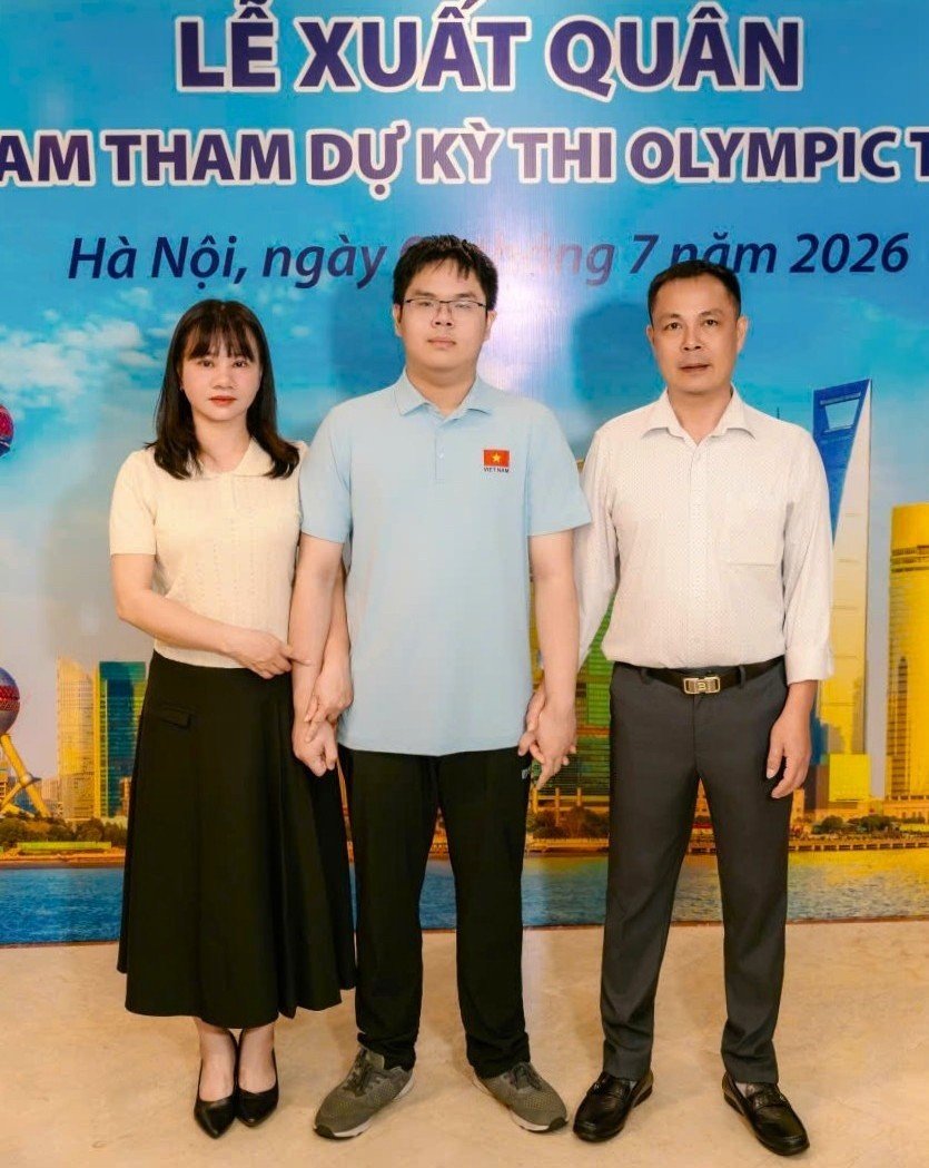 20-1784535573-hanh-trinh-phi-thuong-cua-nam-sinh-ha-noi-gianh-huy-chuong-vang-olympic-toan-quoc-te-2026