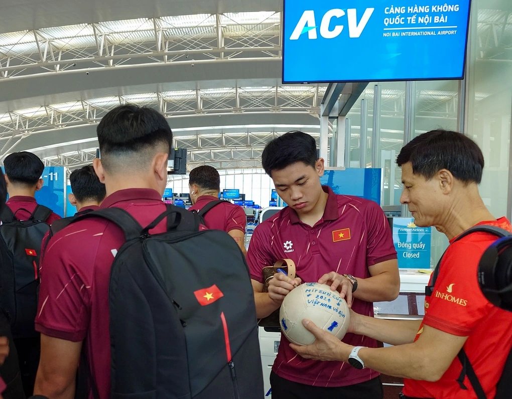 20-1784536783-doi-tuyen-viet-nam-len-duong-sang-thai-lan-khoi-dong-hanh-trinh-bao-ve-ngoi-vuong-aff-cup-2026