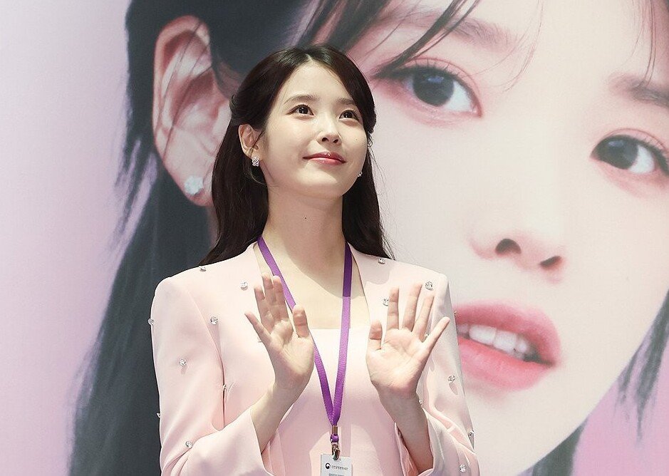 21-1784599483-iu-de-don-len-toa-an-lien-bang-my-doi-lam-ro-danh-tinh-ke-phi-bang