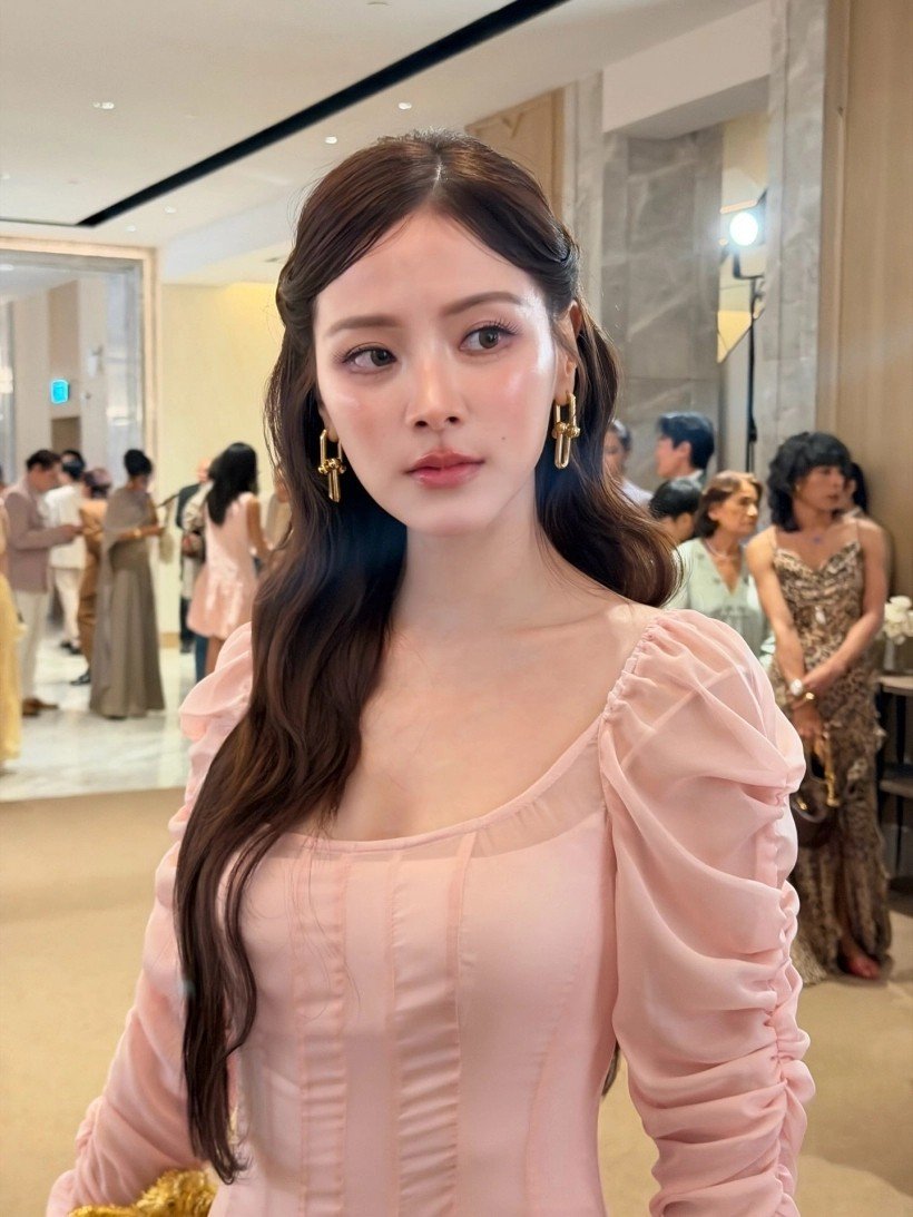 Baifern bị sao nam xô ngã lăn quay ra đất, dàn sao hạng A loạn như "ong vỡ tổ" - Ảnh 6.
