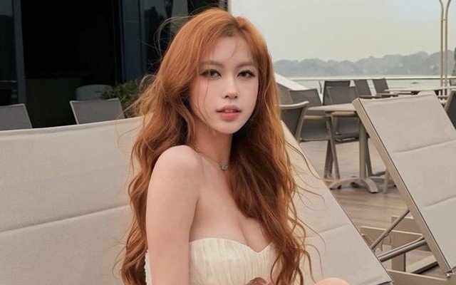 22-1784708952-ram-ro-hinh-anh-nghi-to-dat-ky-choi-bong-cuoi-nguoi-dep-chinh-thuc-len-tieng-phan-hoi